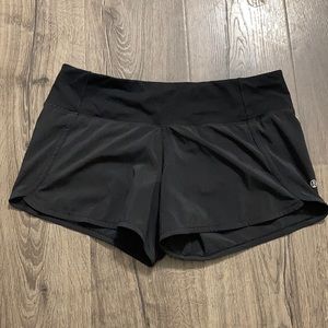 Lululemon shorts size 8